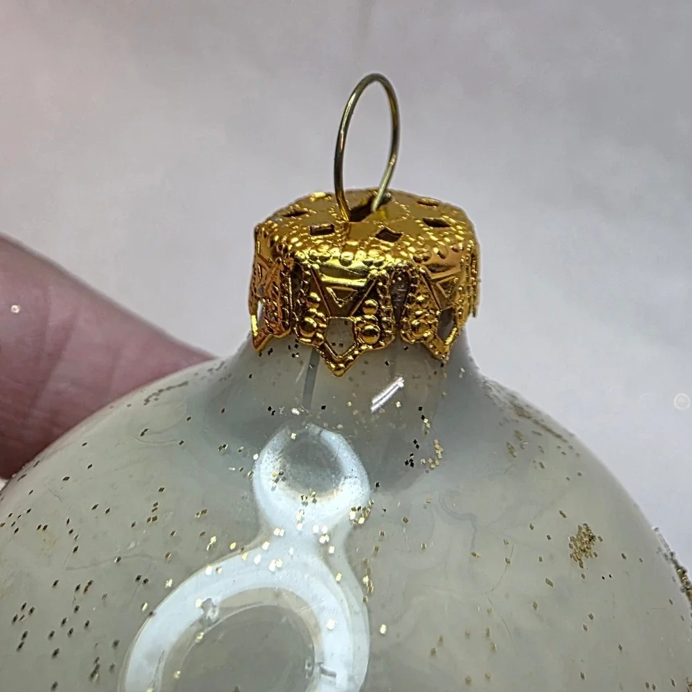 Vtg Rauch Glass Christmas Ornaments Lot of 24, Victoria White Gold Glitter, GUC‎